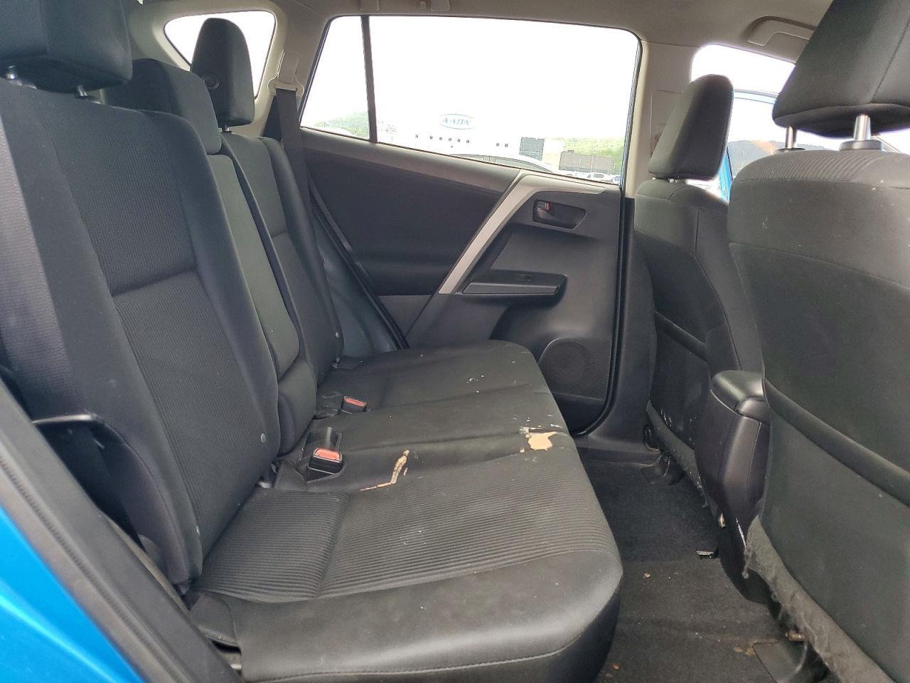 2017 Toyota Rav4 le