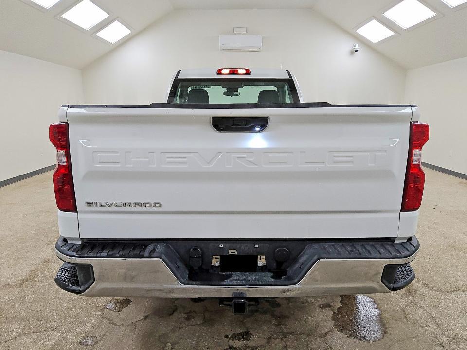 2025 Chevrolet Silverado C1500