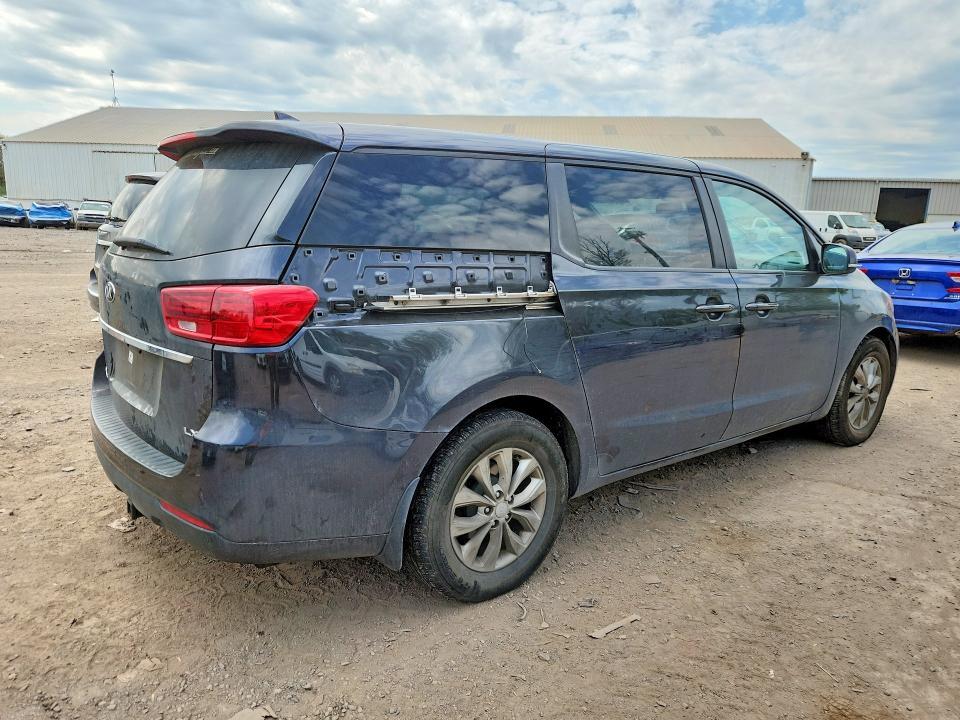 2019 KIA Sedona lx