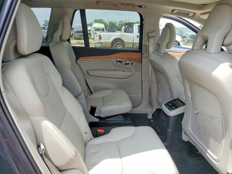 2021 Volvo Xc90 T8 Recharge Momentum