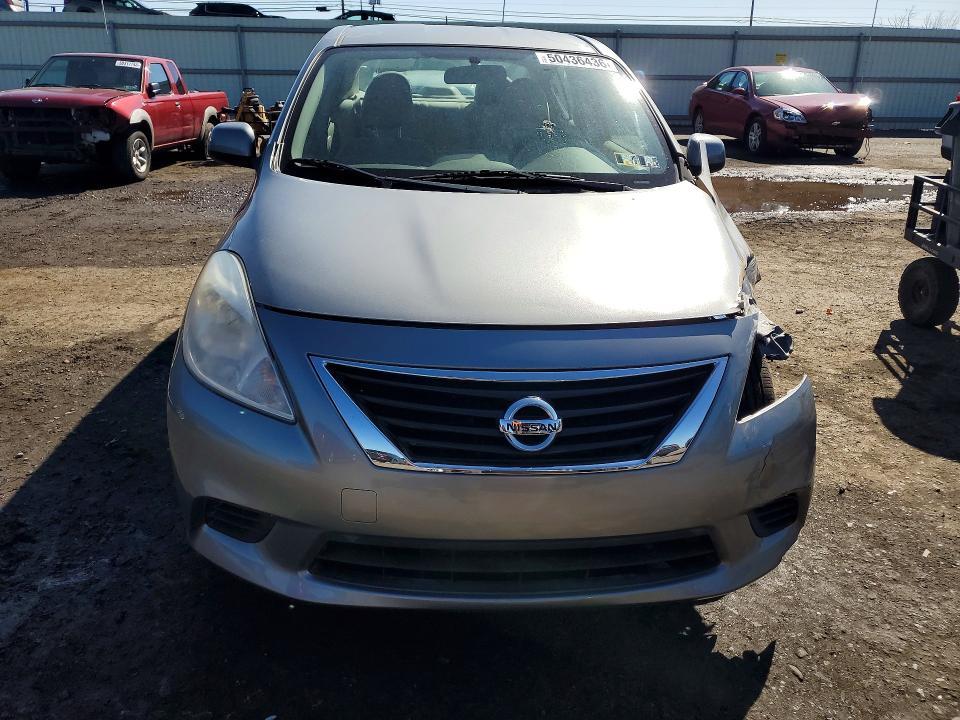 2012 Nissan Versa 1.6 s