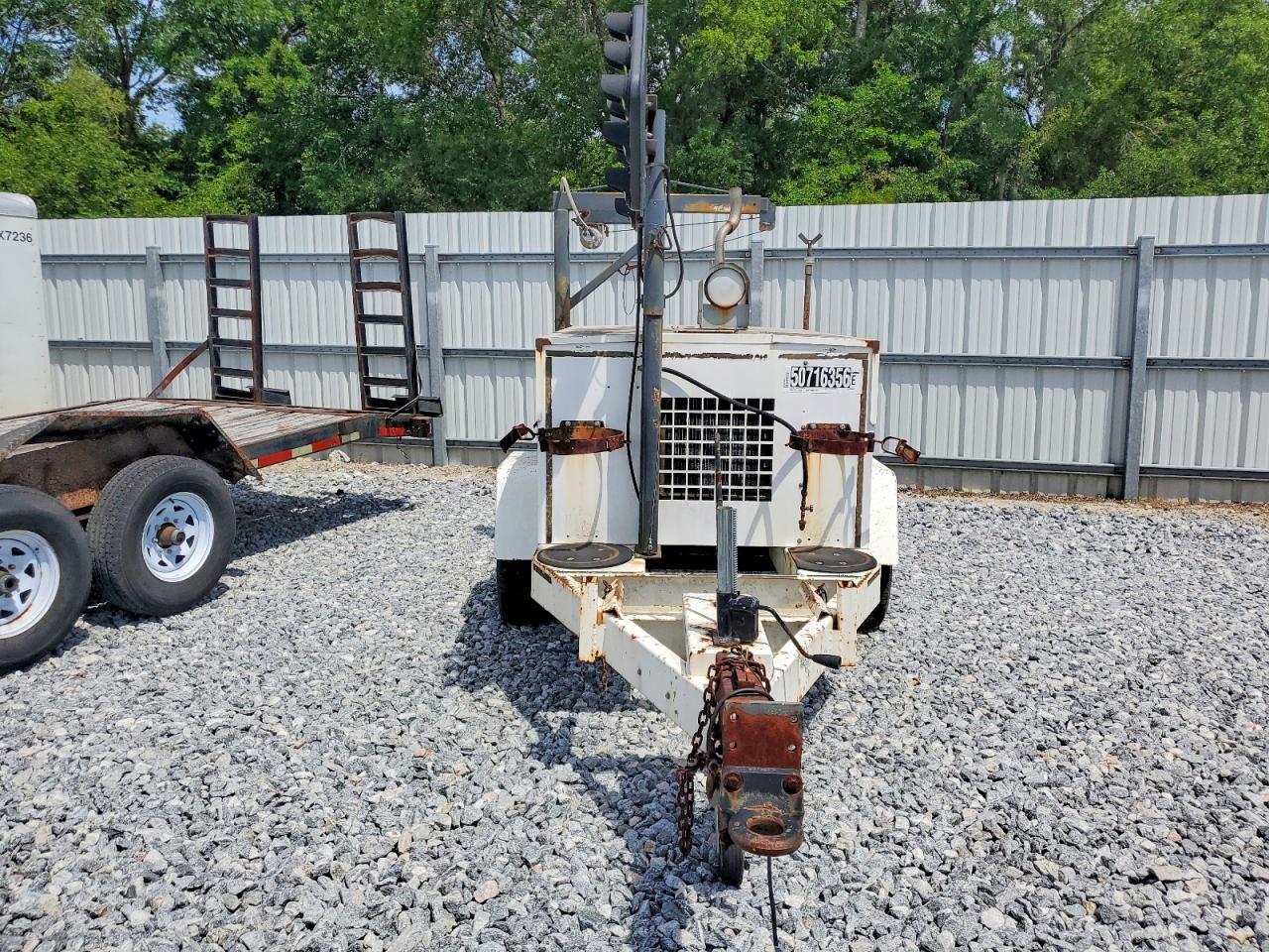 2001 Team Fenex F121 IP Manhole Support Trailer