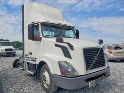 Volvo vnl Semi Truck Vehiculos salvage en venta: 2017 Volvo VNL Semi Truck