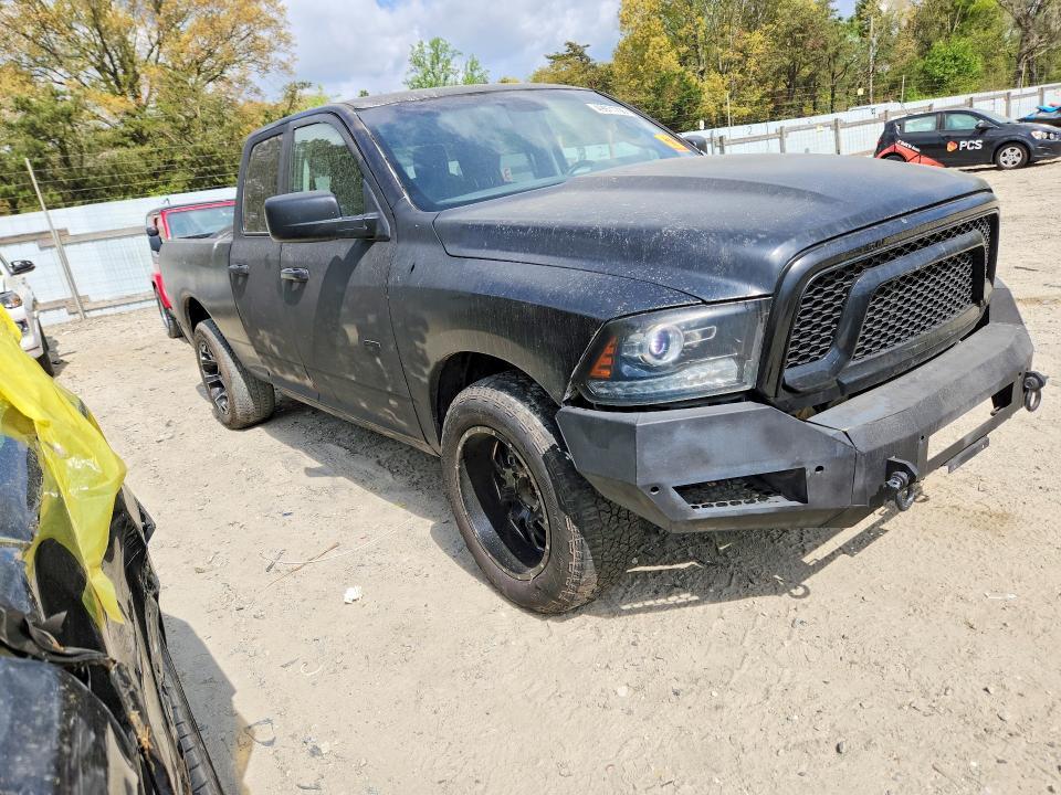 2019 Dodge Ram 1500 Classic slt