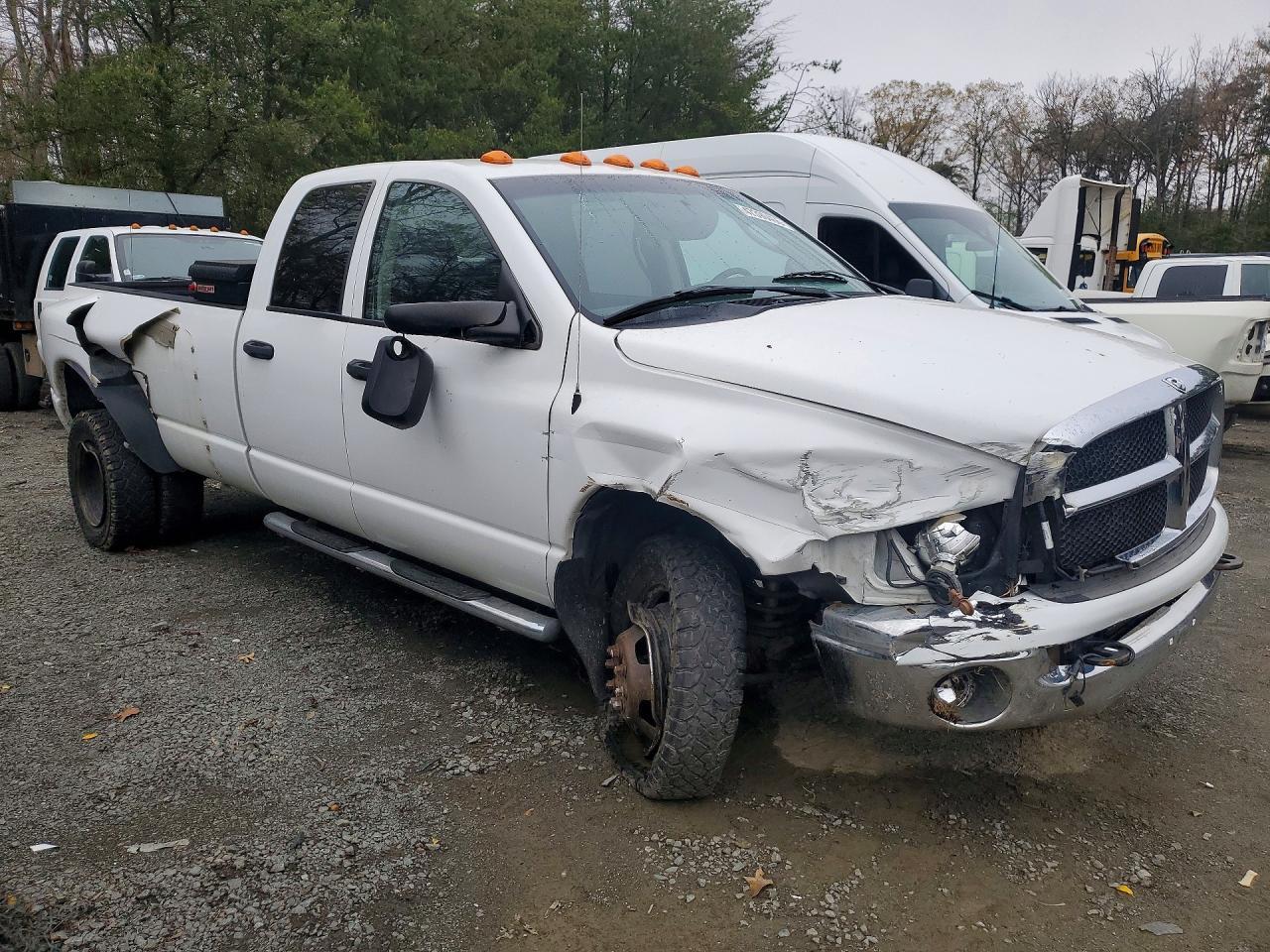 2004 Dodge RAM 3500 ST