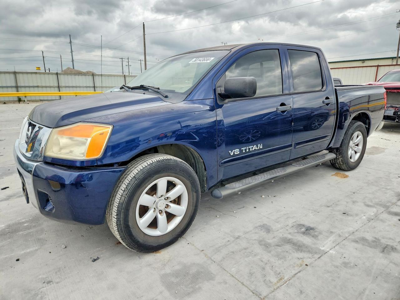 2010 Niss Titan