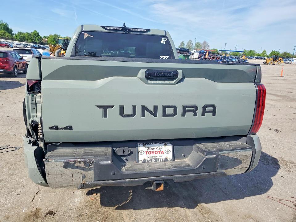 2022 Toyota Tundra SR5