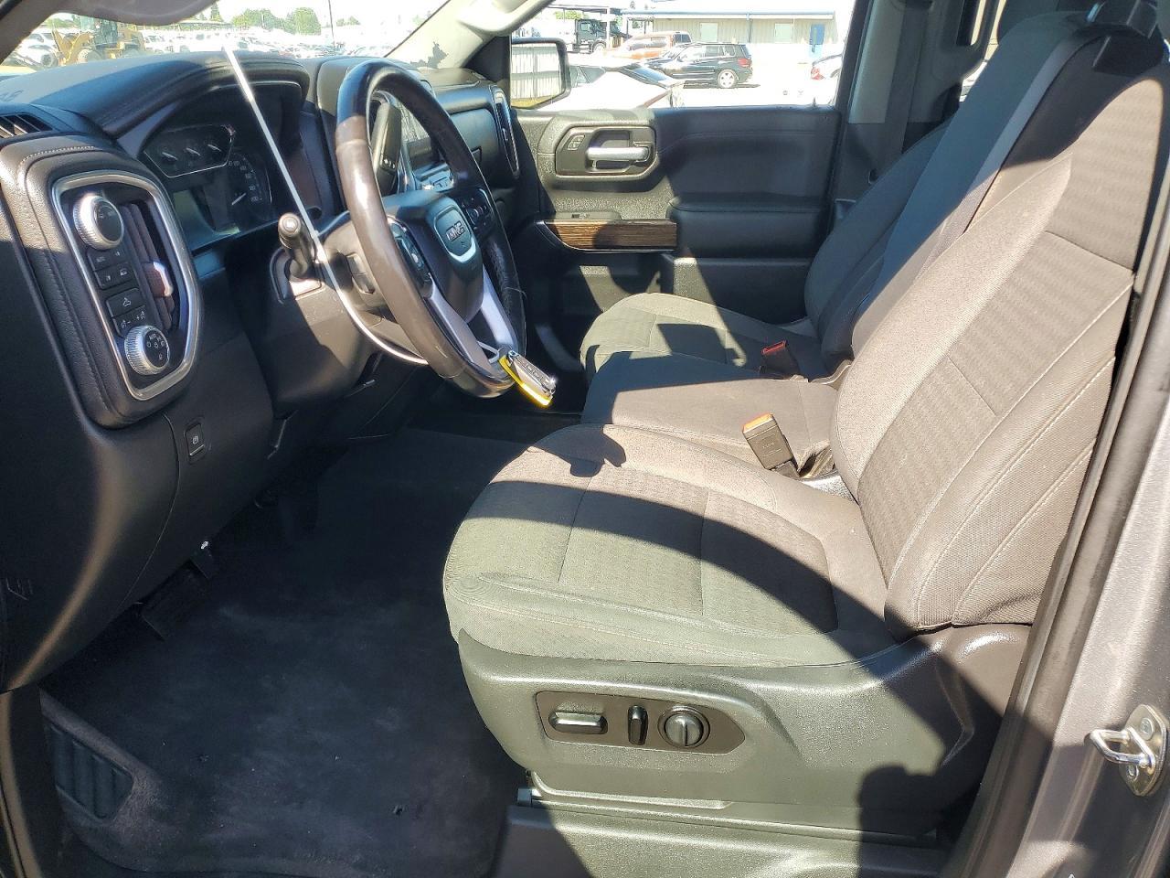 2020 GMC Sierra K1500 SLE