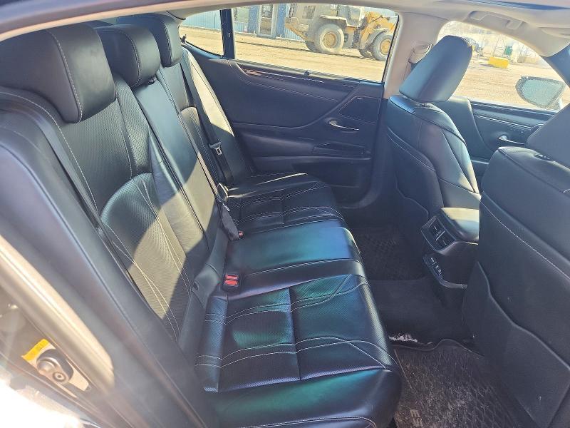 2019 Lexus Es 300h Base