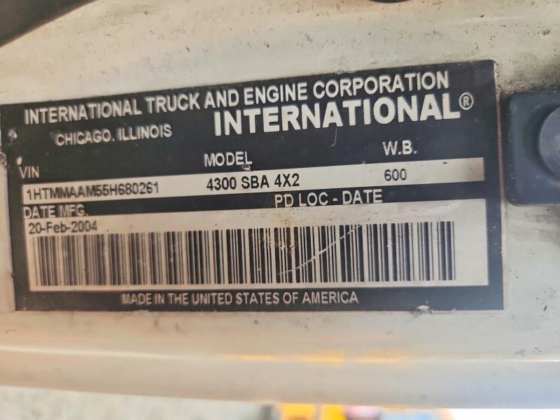 2005 International 4000 4300