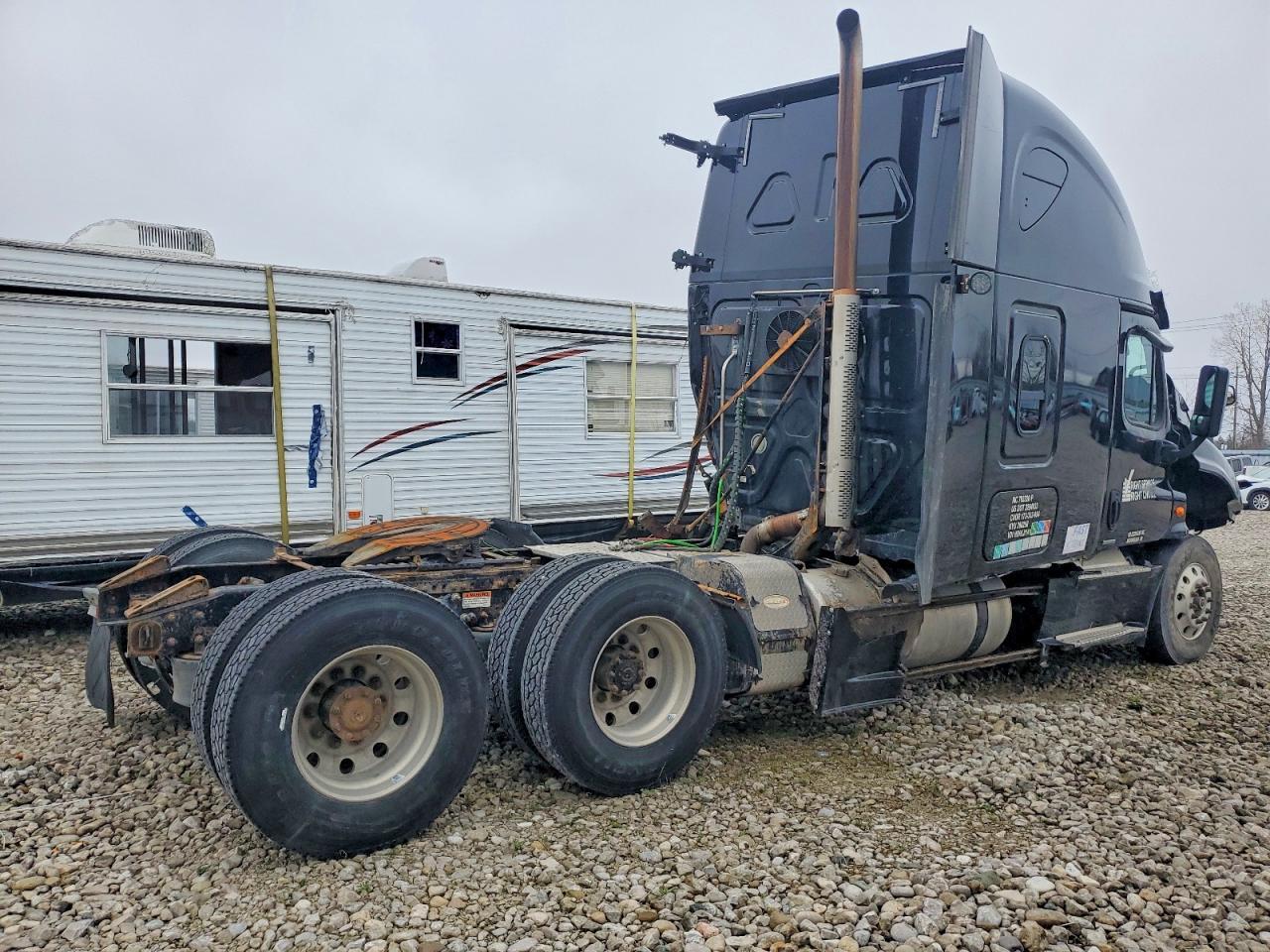 2017 Freightliner Cascadia 125