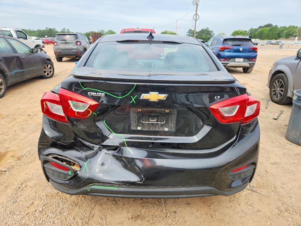 2017 Chev Cruze 2LT