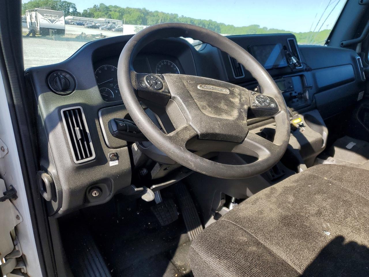 2025 Freigliner 2025 Freightliner Business Class M2 Refrigerated B