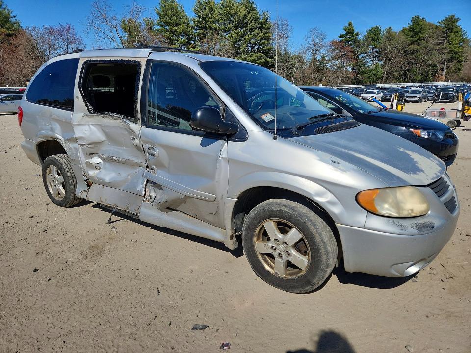 2005 Dodge Grand Caravan sxt