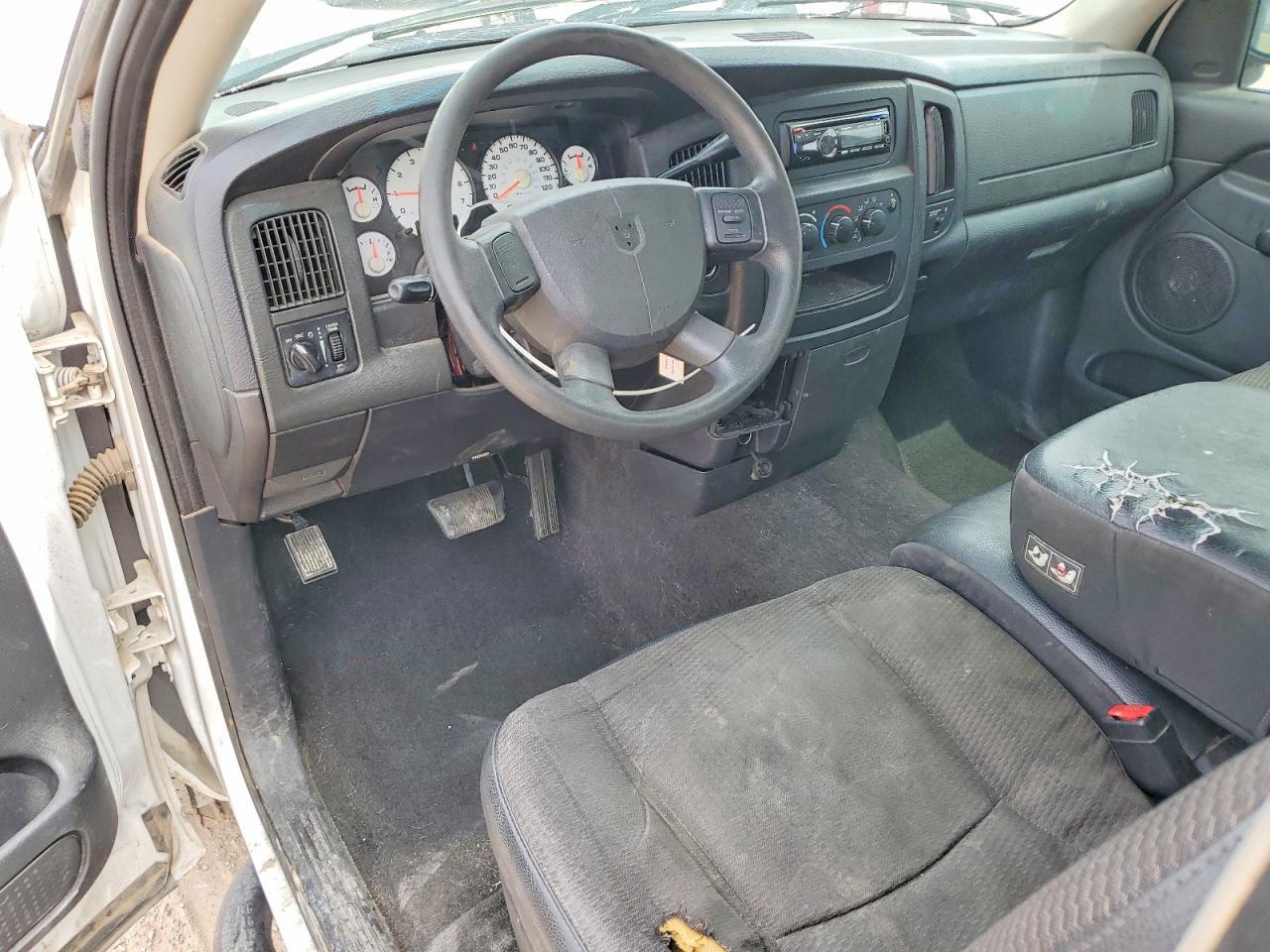 2005 Dodge RAM 1500 ST