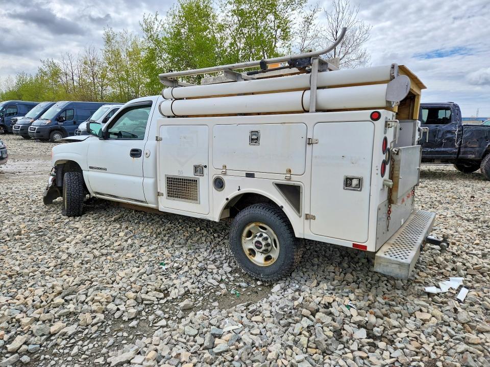 2005 GMC Sierra Utility / Service Truck