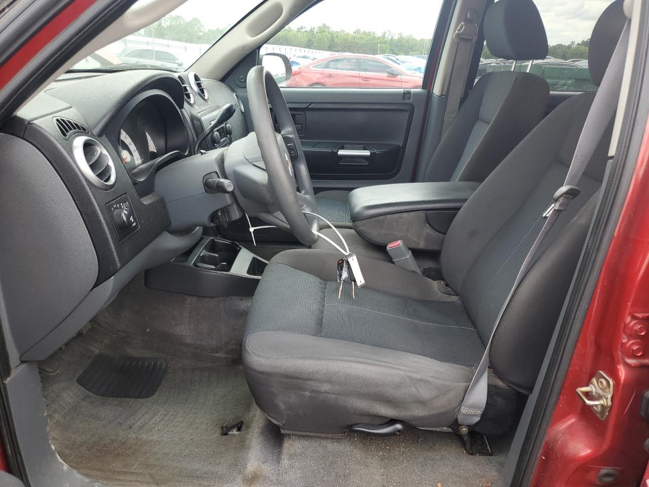 2006 Mitsubishi Raider LS