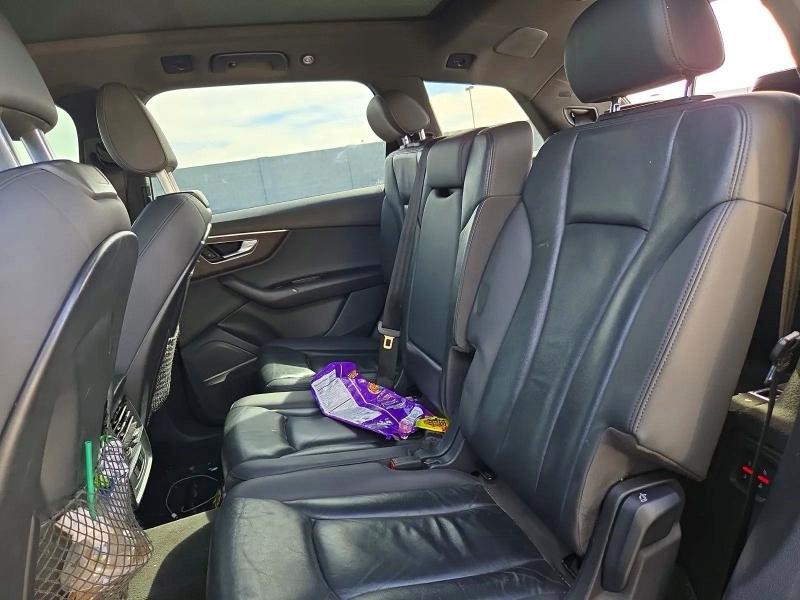 2020 Audi Q7 Premium Plus