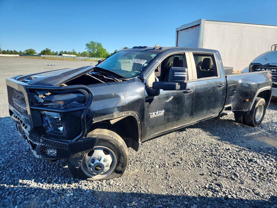 2021 Chevrolet Silverado C3500 LT