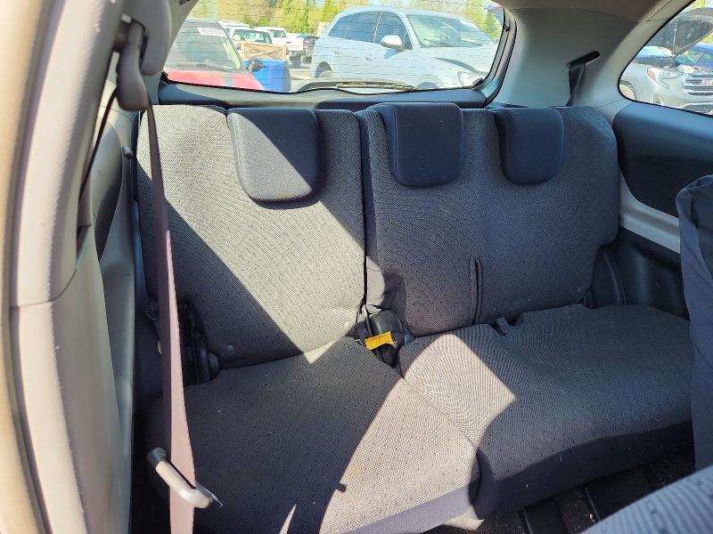 2011 Toyota Yaris Base