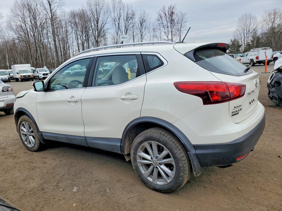2018 Nissan Rogue Sport sv