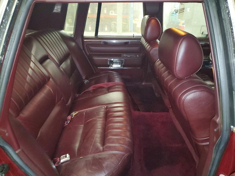 1988 Lincoln Townhouse Town car