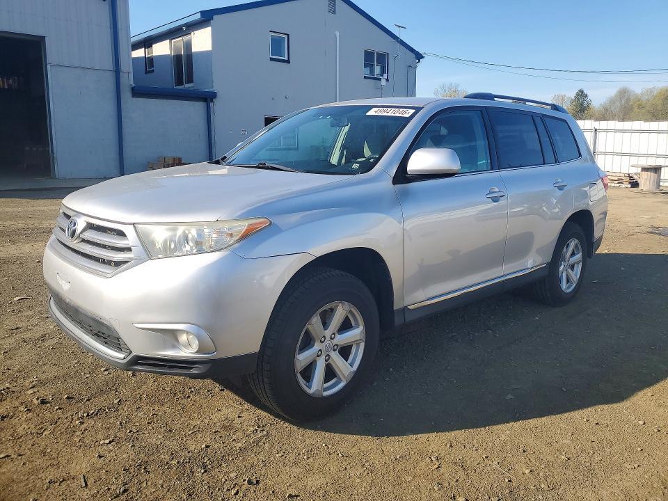 2013 Toyota Highlander Plus