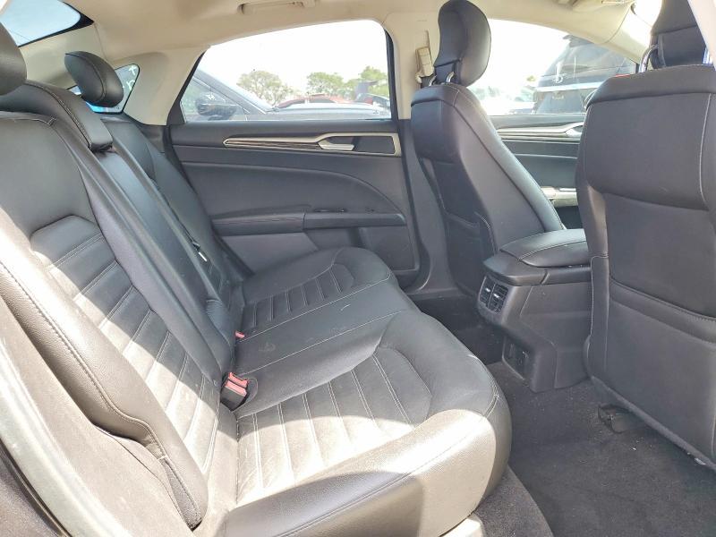 2014 Ford Fusion se Hybrid