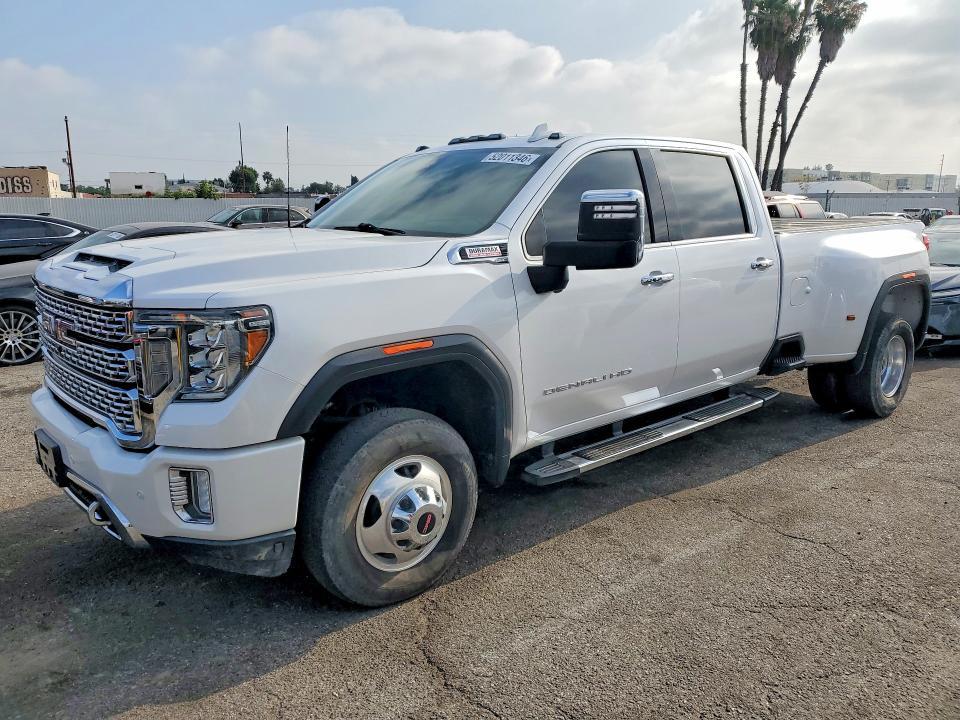 2020 GMC Sierra K3500 Denali