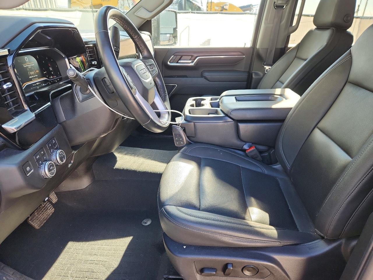 2024 GMC Sierra K3500 SLT
