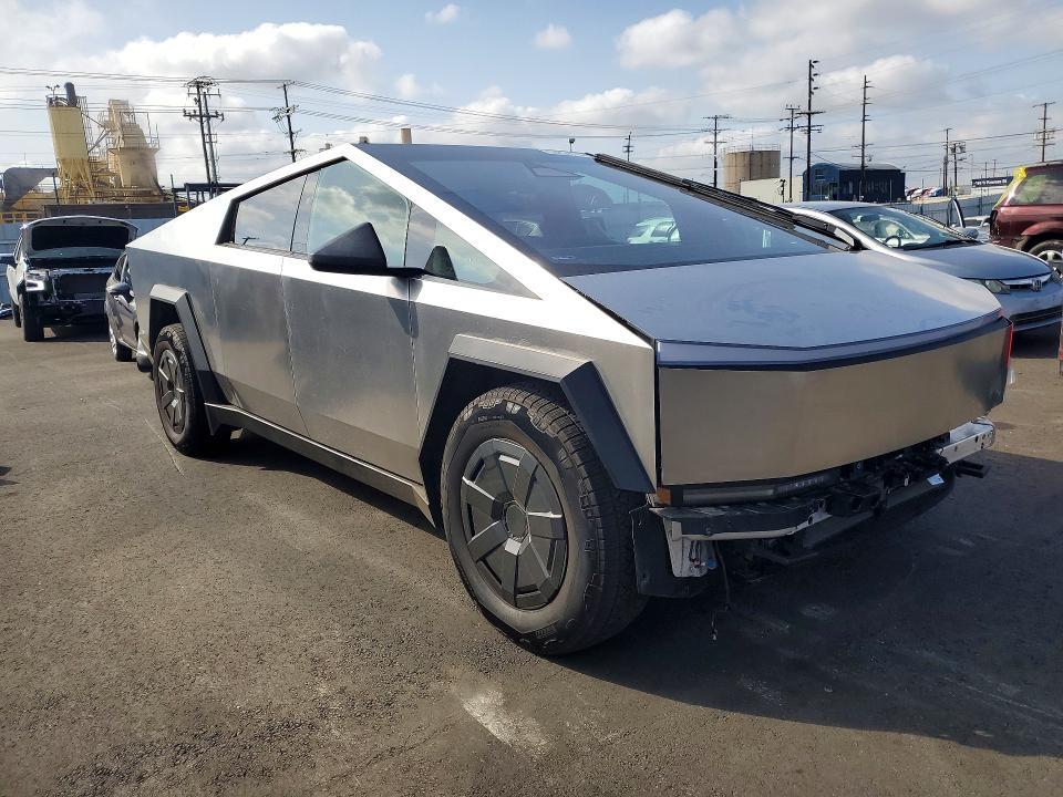 2024 Tesla Cybertruck