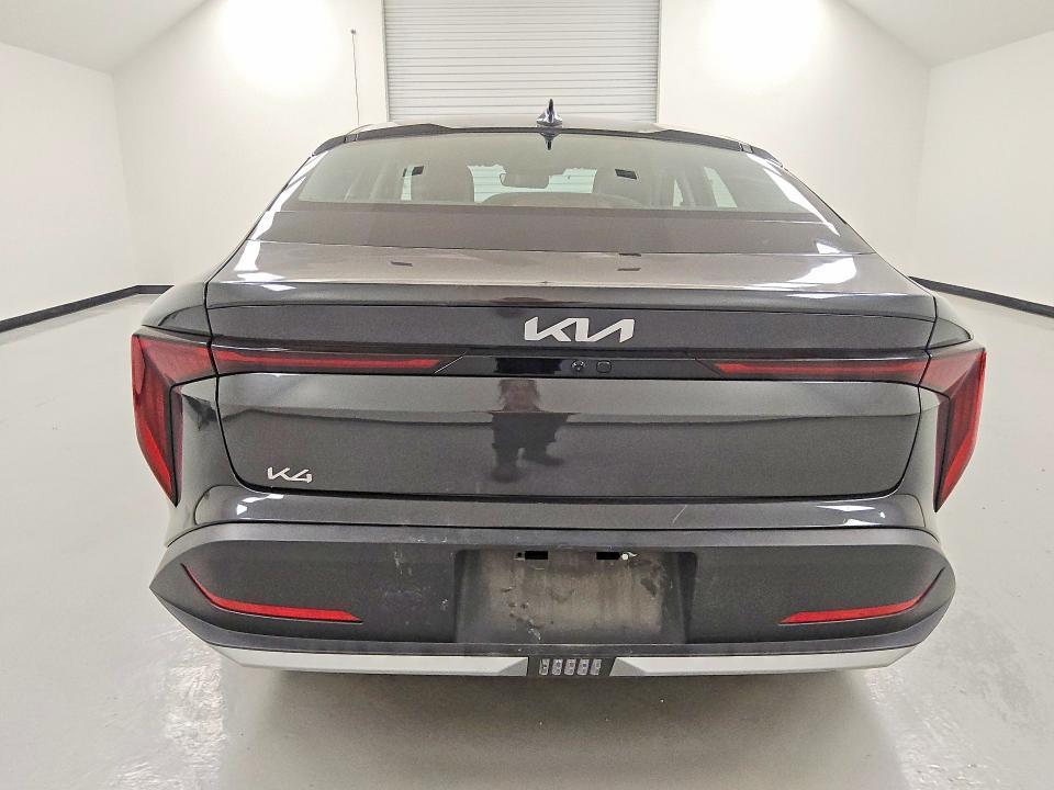 2025 KIA K4 lxs