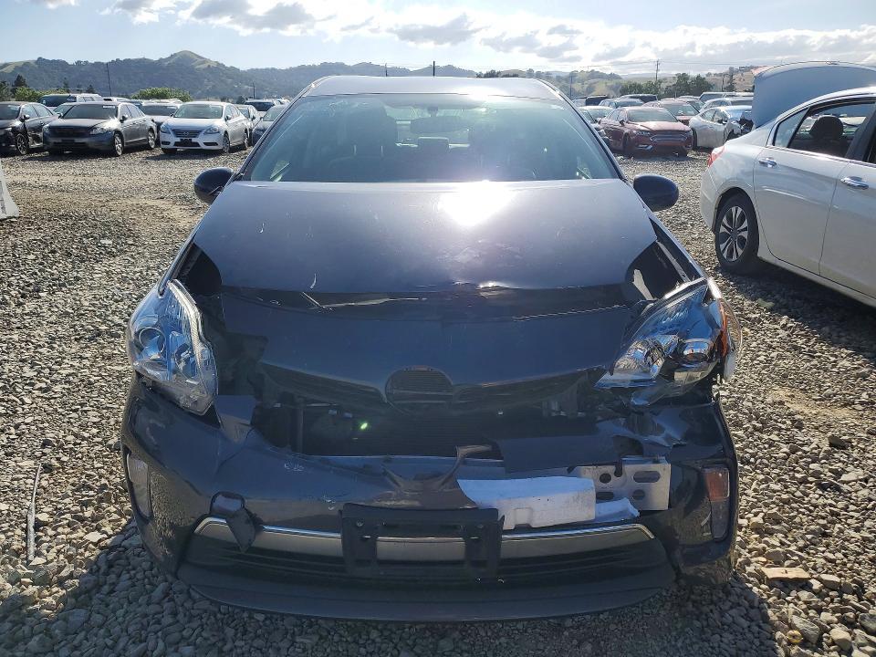 2014 Toyota Prius Plug-in Hybrid Base