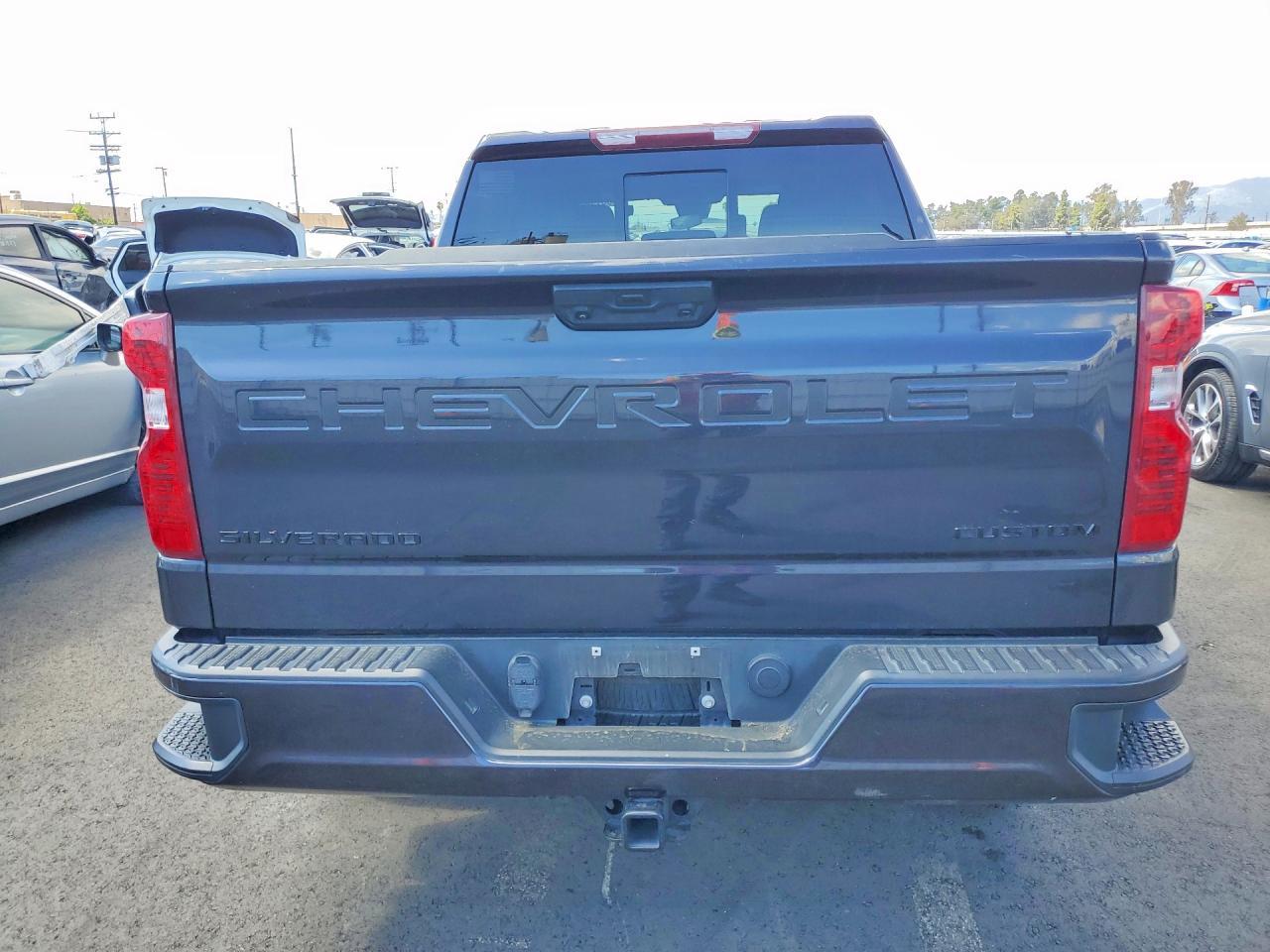 2022 Chevrolet Silverado C1500 Custom