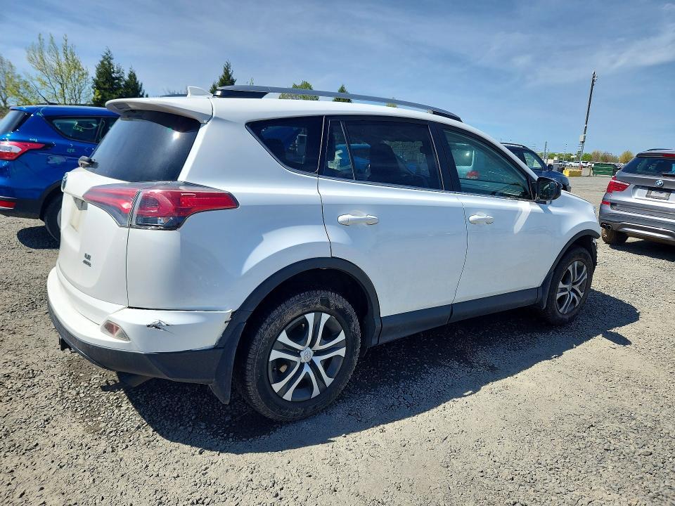 2018 Toyota Rav4 le