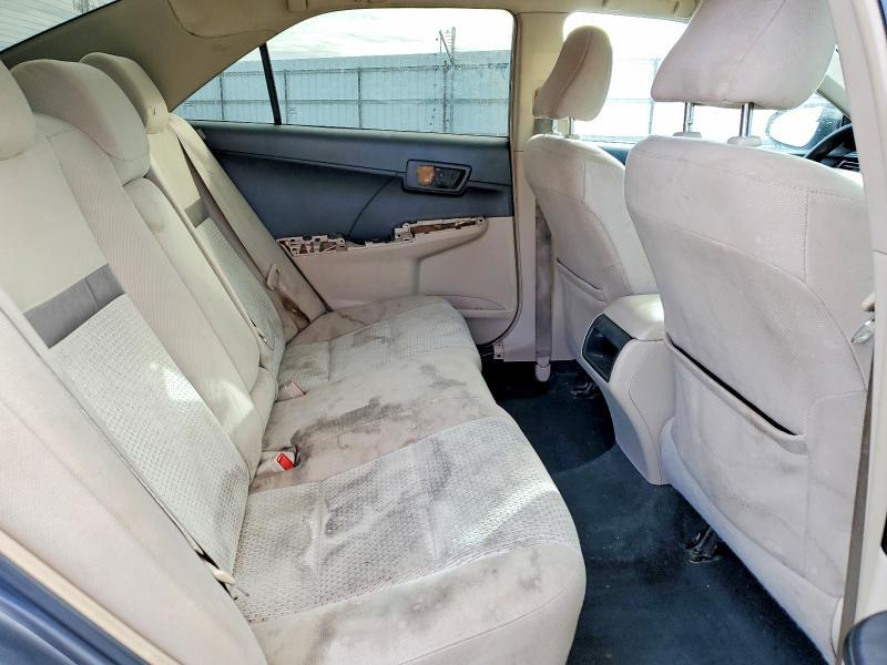 2013 Toyota Camry le