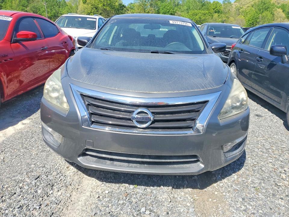 2015 Niss Altima 2.5 s