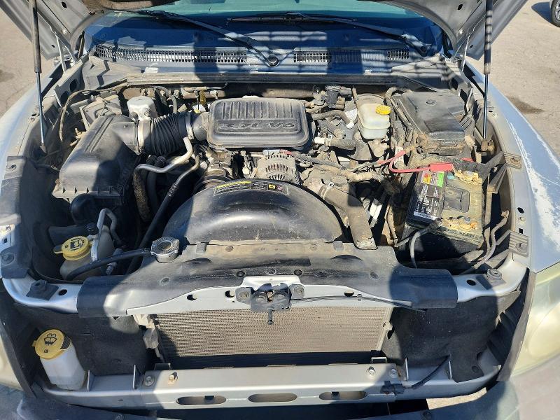 2005 Dodge Dakota st