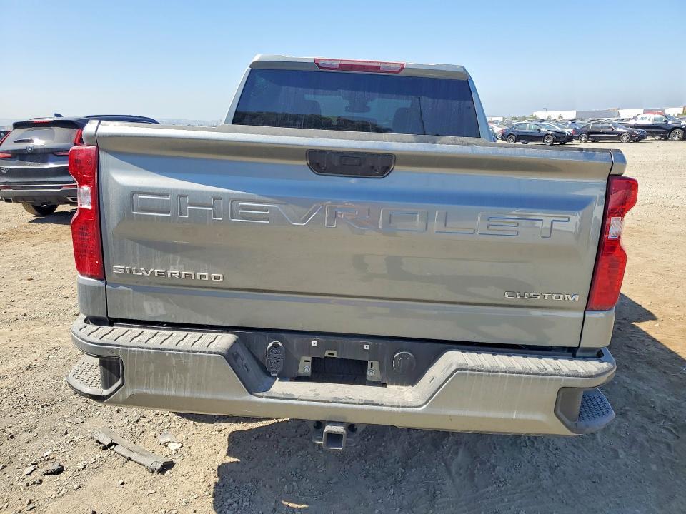 2025 Chevrolet Silverado C1500 Custom