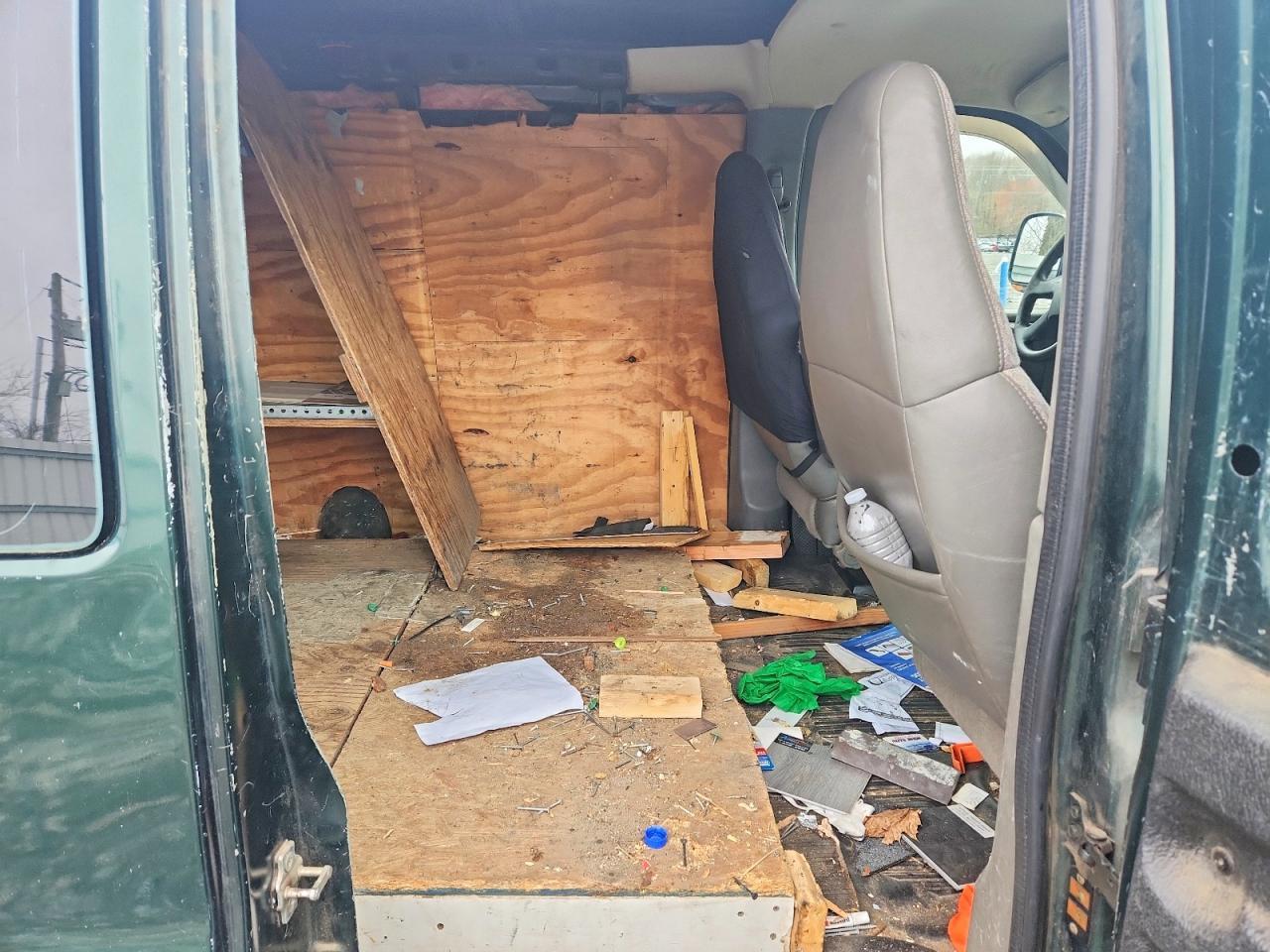 2005 GMC Savana G2500