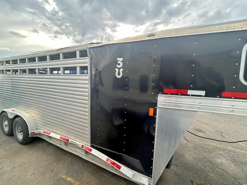 2015 Sooner Horse Trailer