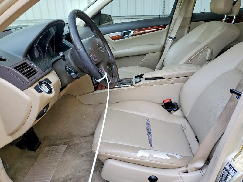 2011 Mercedes-Benz C300