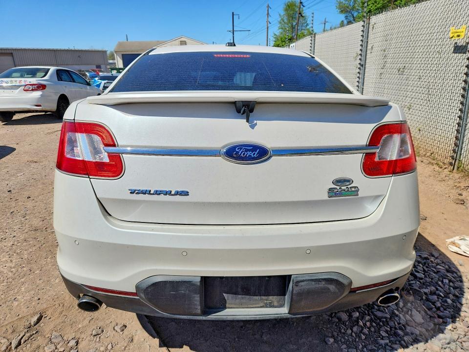 2010 Ford Taurus sho