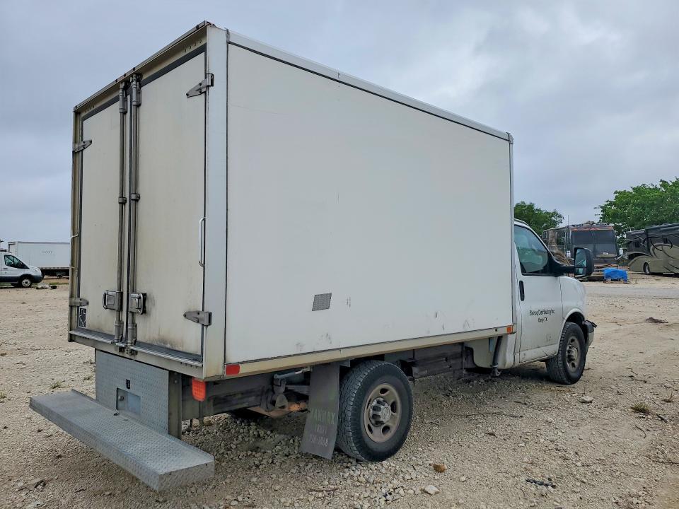2020 Chev Express G3500