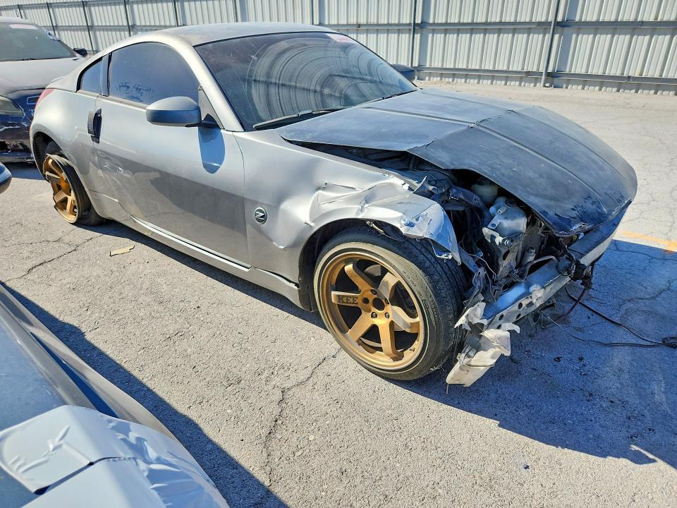 2004 Nissan 350z Base