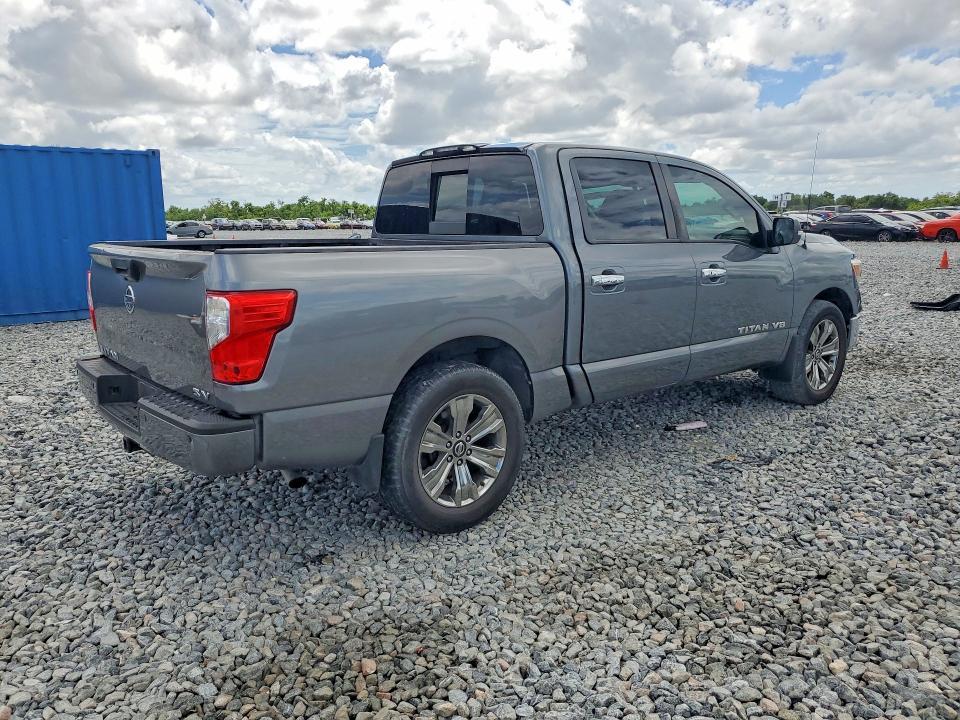 2018 Nissan Titan SV