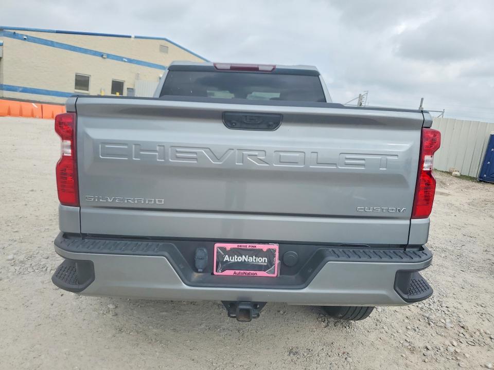 2024 Chevrolet Silverado C1500 Custom