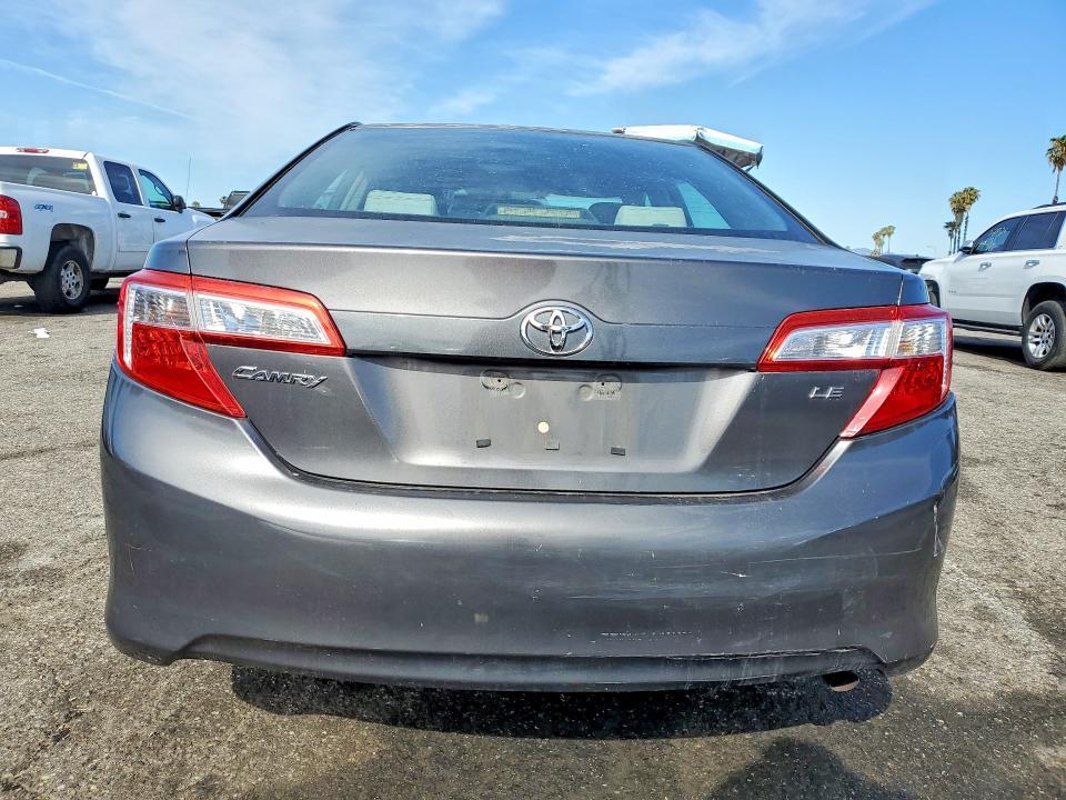 2012 Toyota Camry le