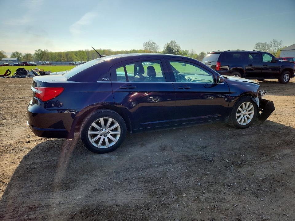2014 Chrysler 200 Touring