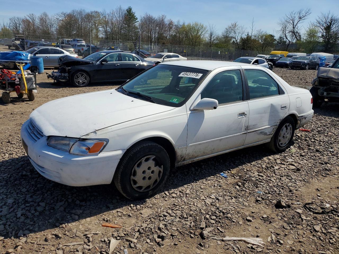 1997 Toyota Camry le